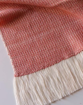 Sciarpa in lana rosa